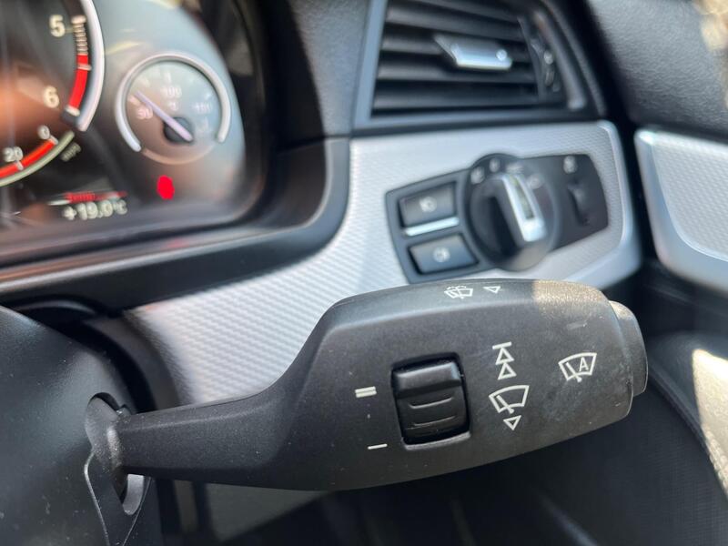 BMW YJ14ZDN