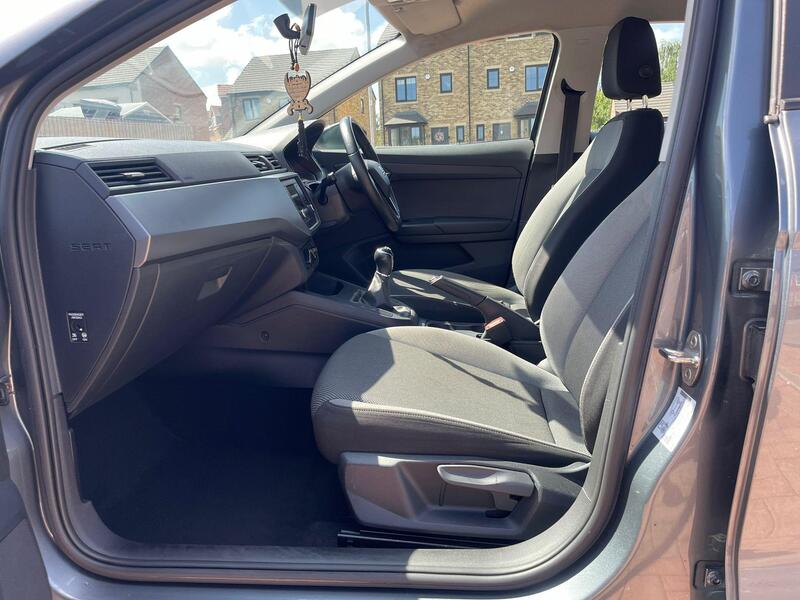 SEAT HV67EWX