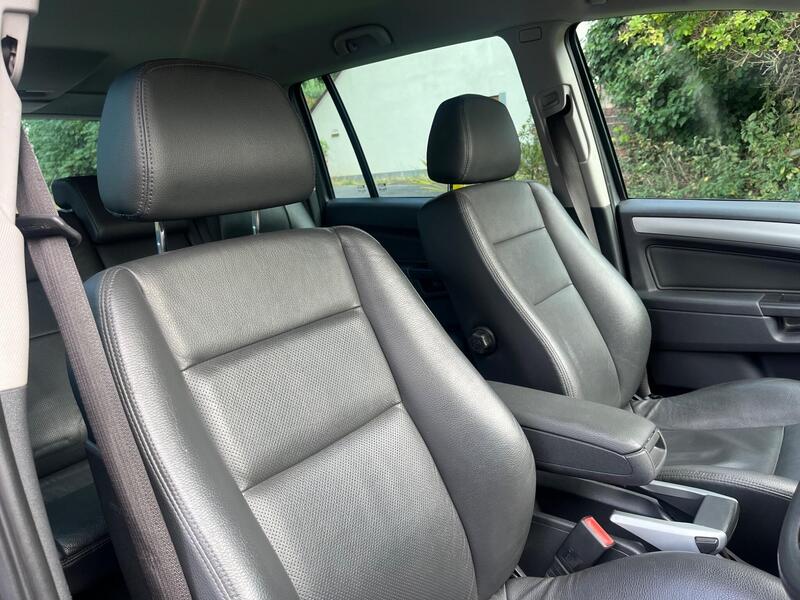 Vauxhall DS61MKG