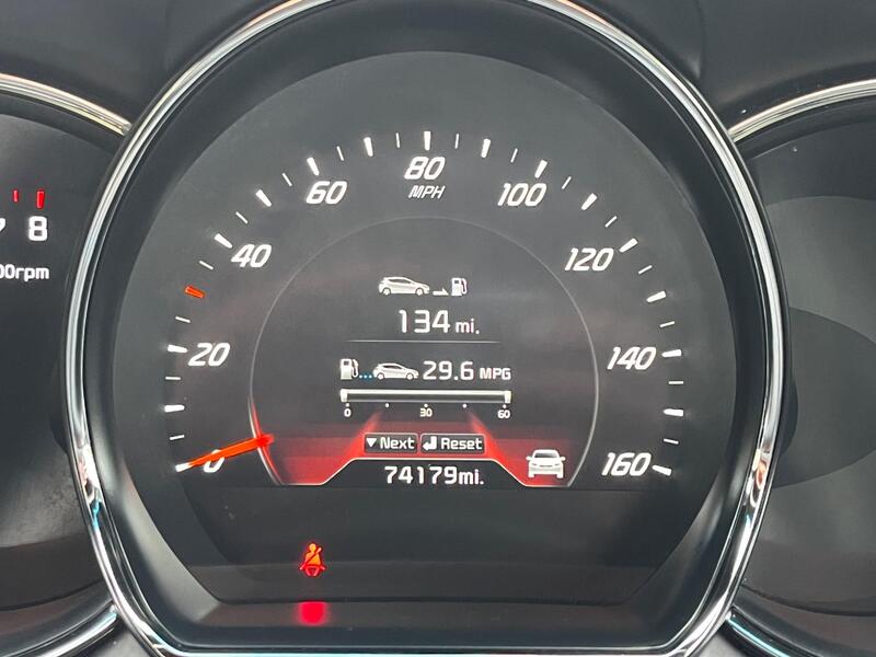 Kia WV64XRO