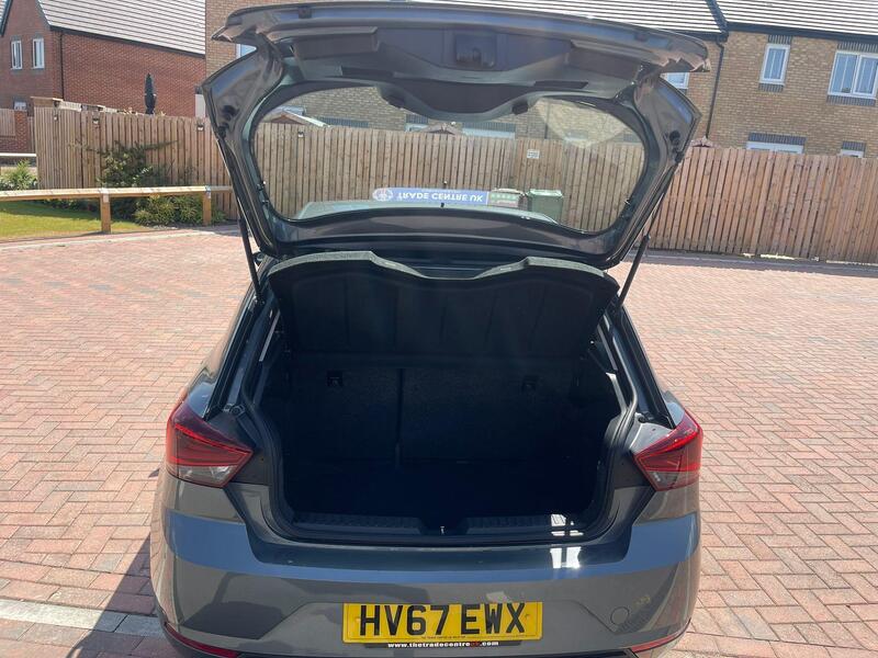 SEAT HV67EWX