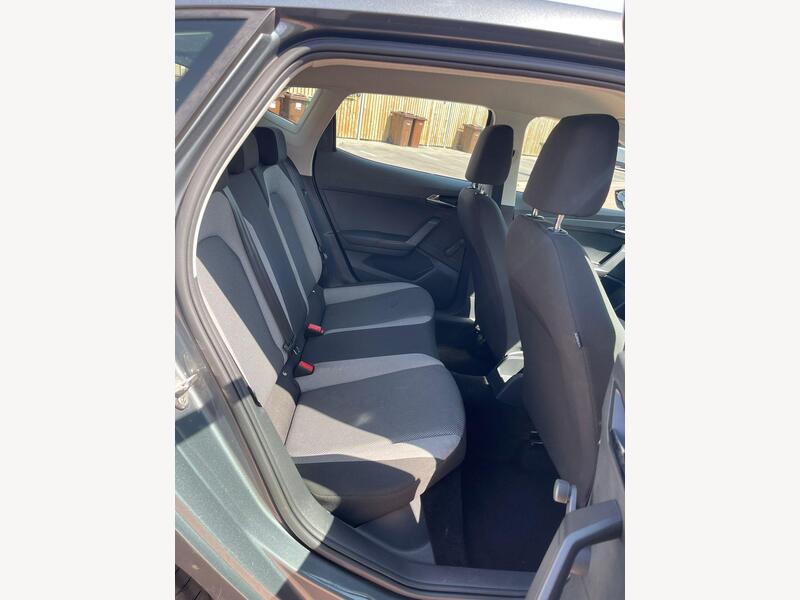 SEAT HV67EWX